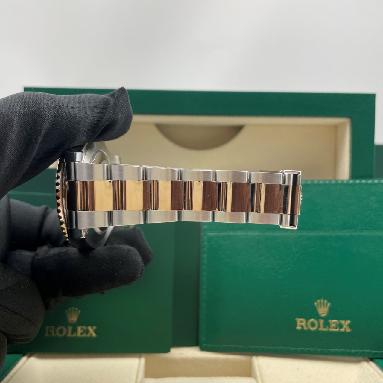 Pre-owned Rolex Yacht-Master 40 40mm Men's Watch - ref 126621 Black Dial (2024)