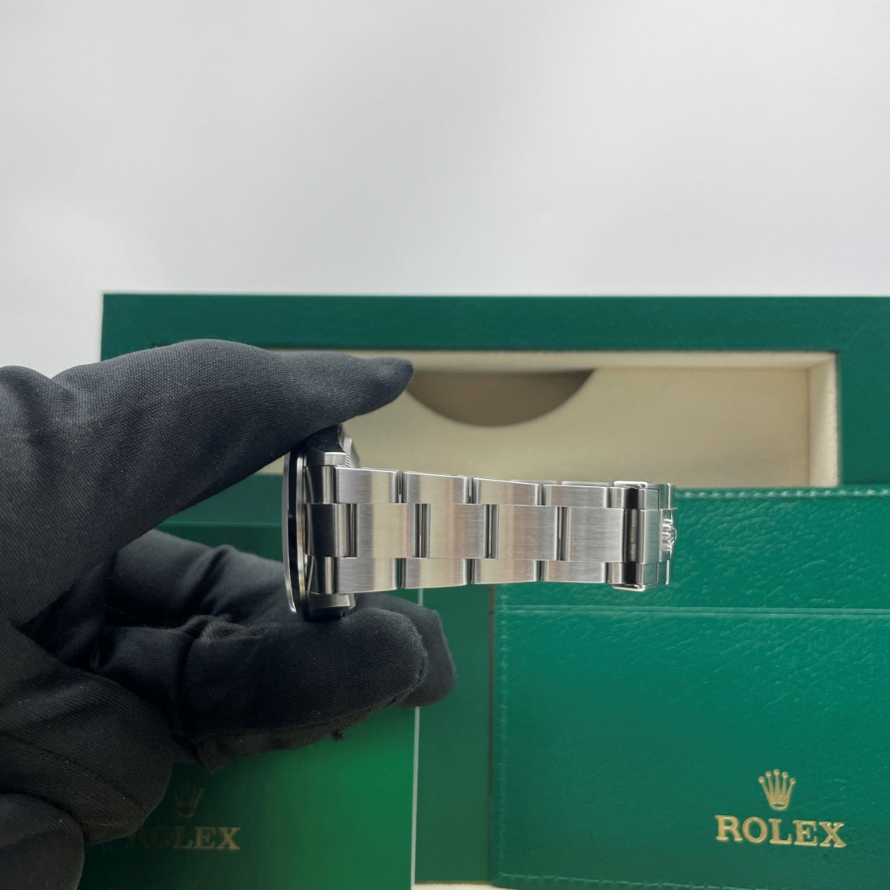 Pre-owned Rolex Explorer 36 36mm Men's Watch - ref 124270 Black Dial (2024)