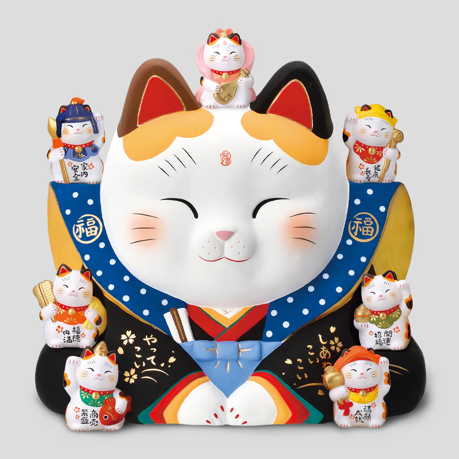 Yakushigama Maneki-Neko Beckoning Cat