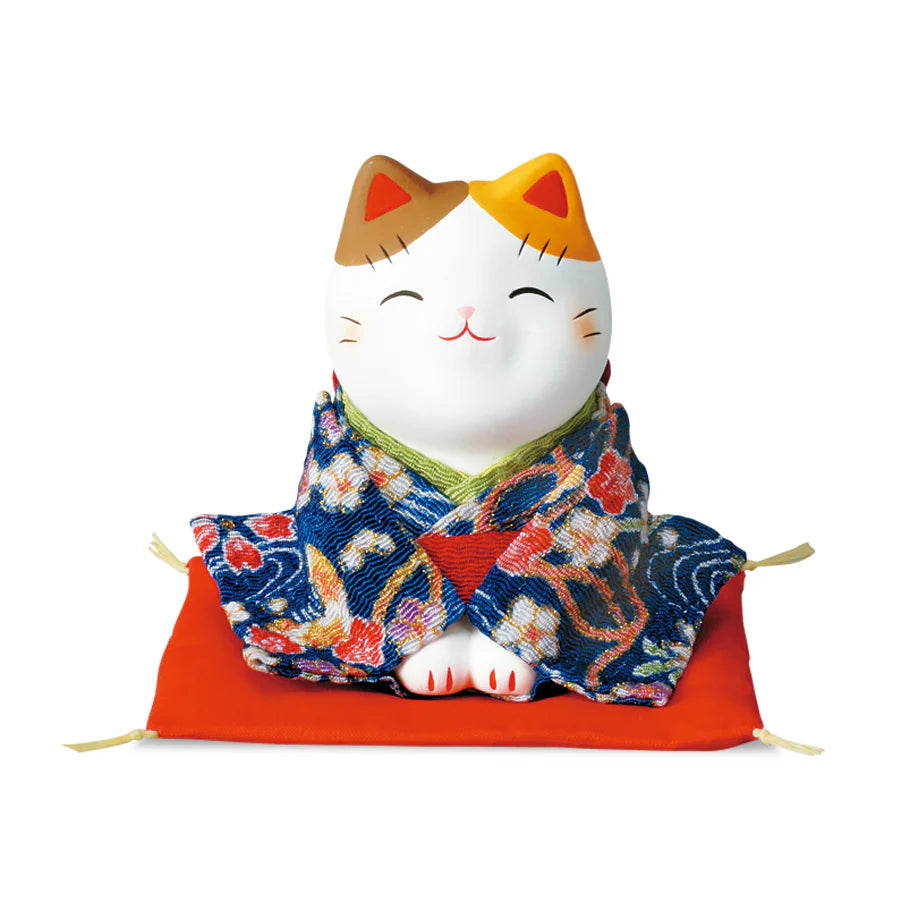 Yakushigama Maneki-Neko Beckoning Cat
