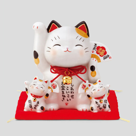 Yakushigama Maneki-Neko Beckoning Cat