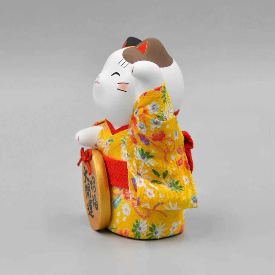 Yakushigama Maneki-Neko Beckoning Cat