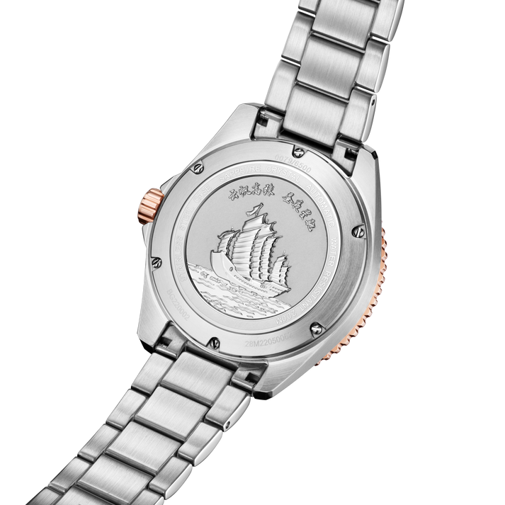 Dive Watch with Zhenghe's Ship Caseback