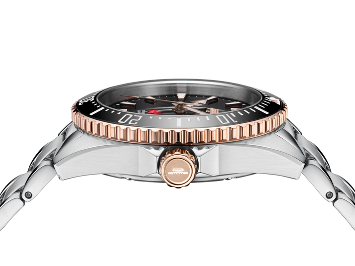 Zhenghe's Ship Dive Watch