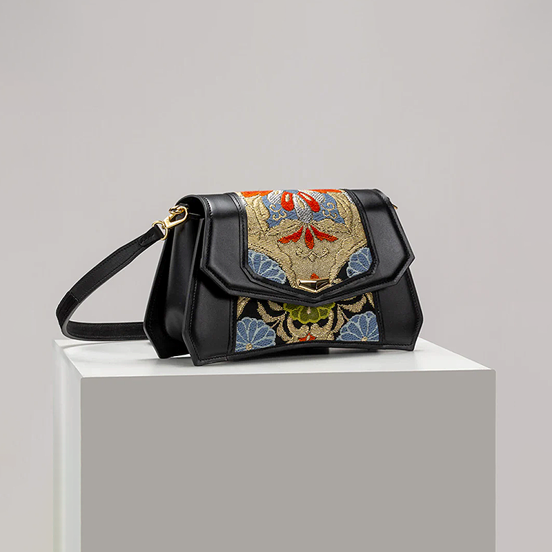 Shotengai-Hisui-VERUS Clutchbag Black