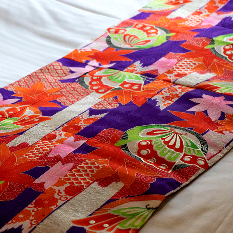 Shotengai-Hisui Vintge Kimono Bed Throw