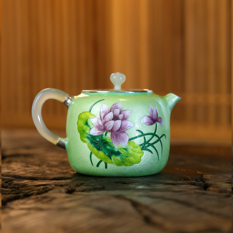 Chineses Hand-Hammered Teapot