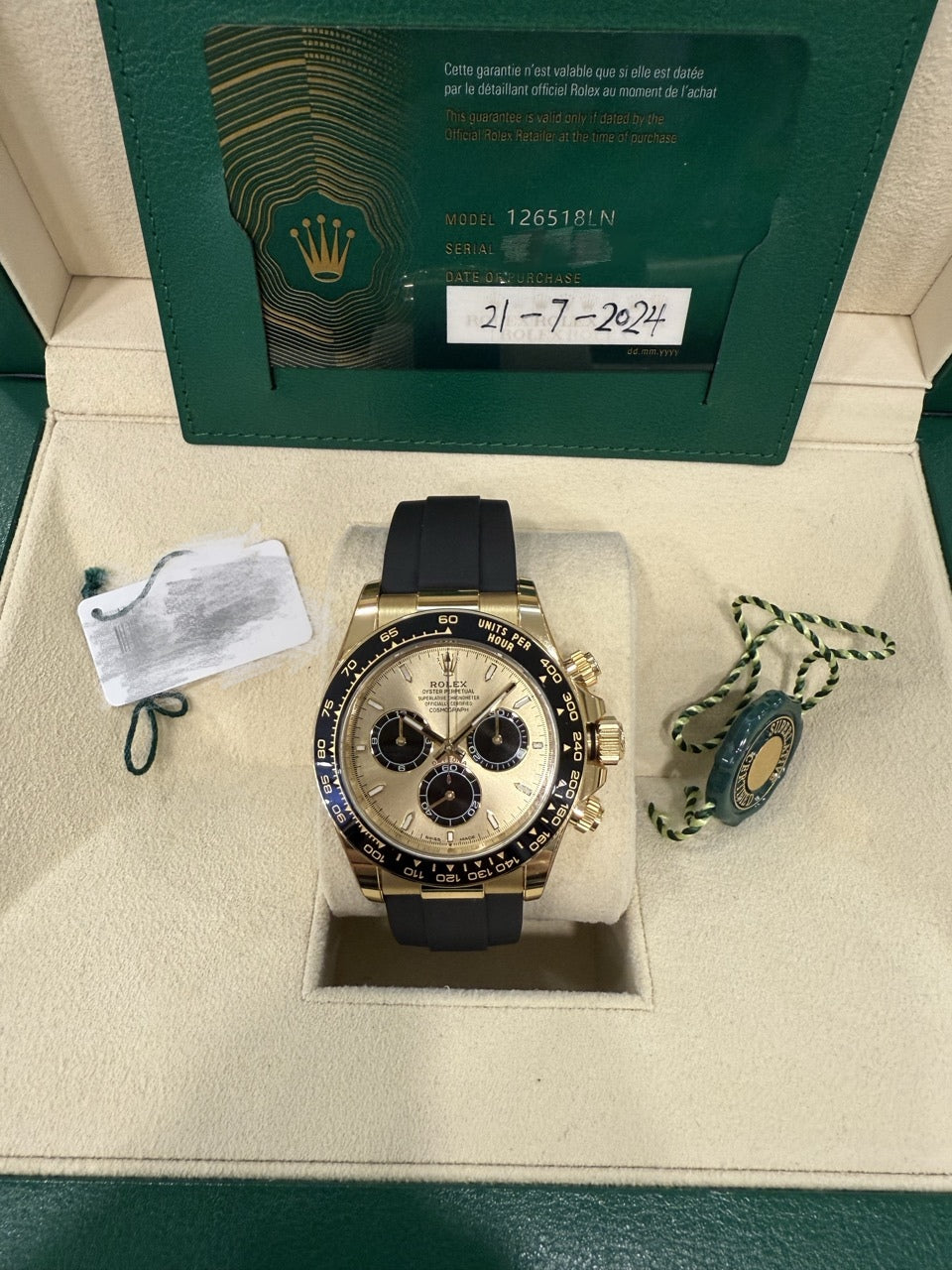 Pre-owned Rolex Cosmograph Daytona 40mm Men's Watch - ref 126518LN Golden Dial (2024)