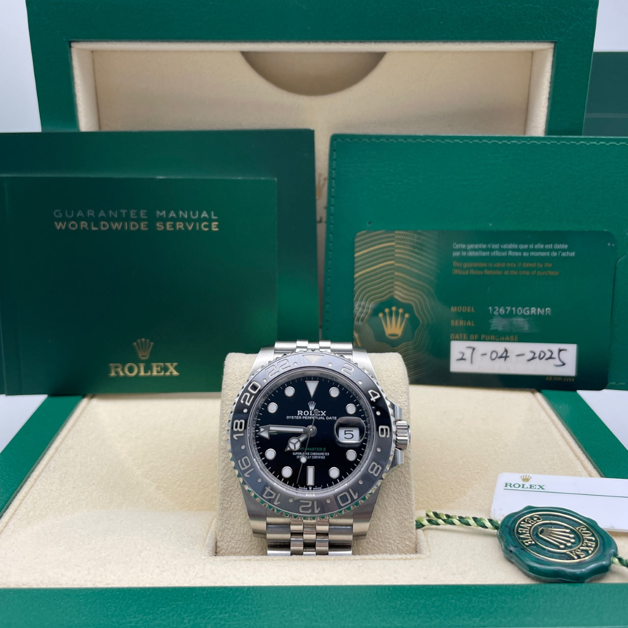 Pre-owned Rolex GMT-Master II 40mm Men's Watch - ref 126710GRNR Black Dial & Jubilee (2025)