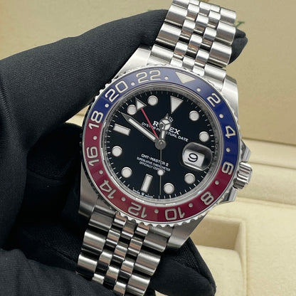 Pre-owned Rolex GMT-Master II 40mm Men's Watch - ref 126710BLRO Black Dial Pepsi