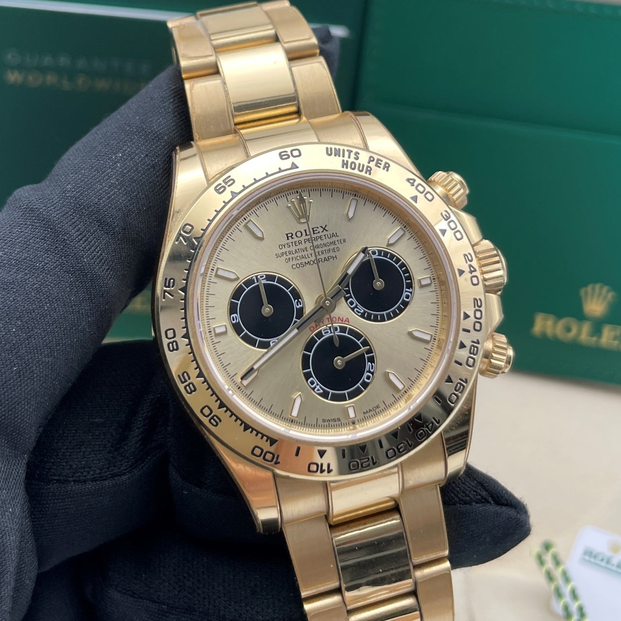 Pre-owned Rolex Cosmograph Daytona 40mm Men's Watch - ref 126508 Golden Dial (2024)