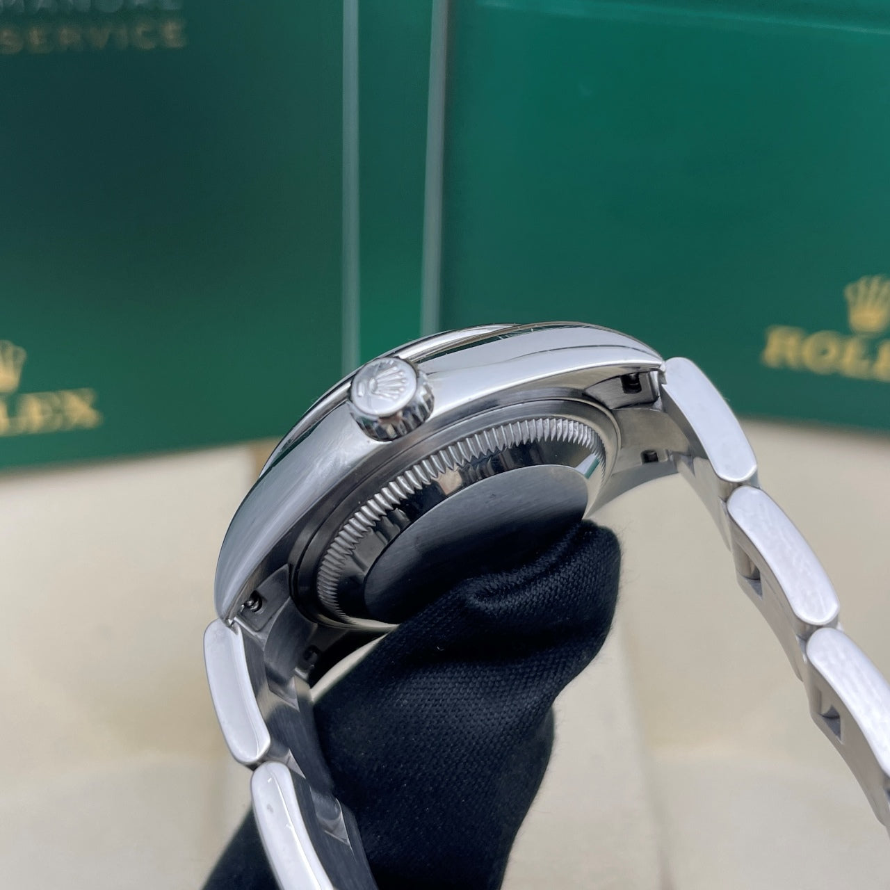 Pre-owned Rolex Oyster Perpetual 28mm Women's Watch - ref 276200 Pink Dial (2023)