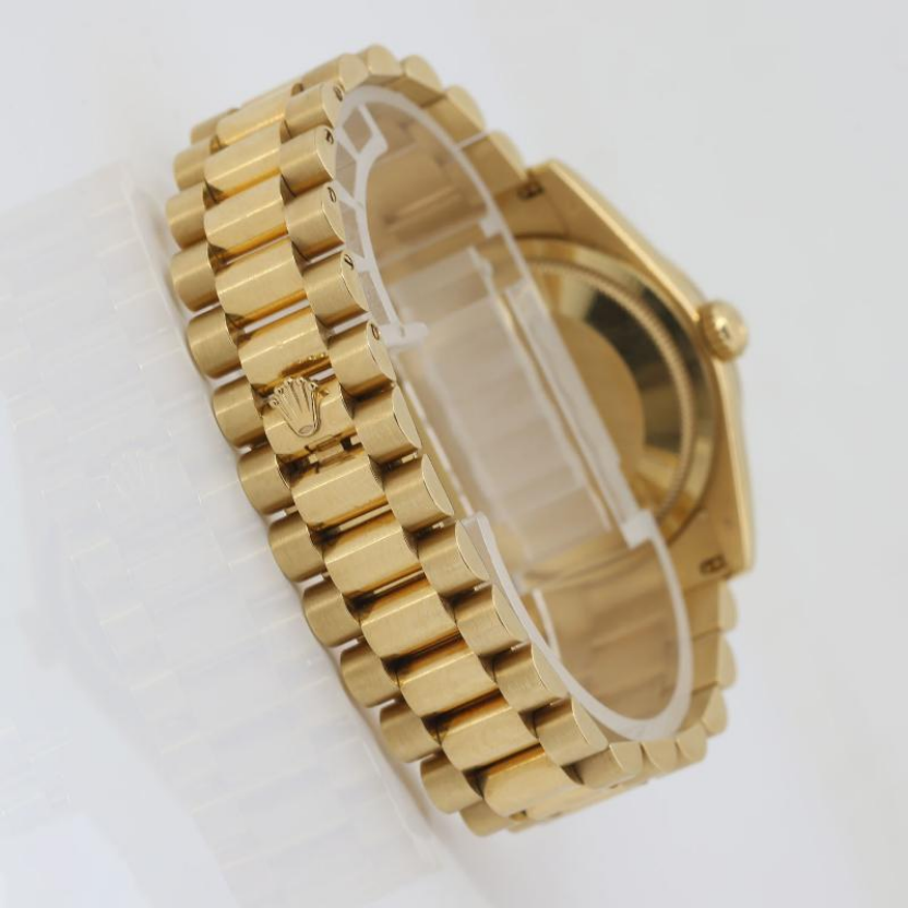 Pre-owned Rolex Day-Date 36mm Men's Watch - ref 118238 Soild 18k Gold Onyx Diamond Dial (2012)