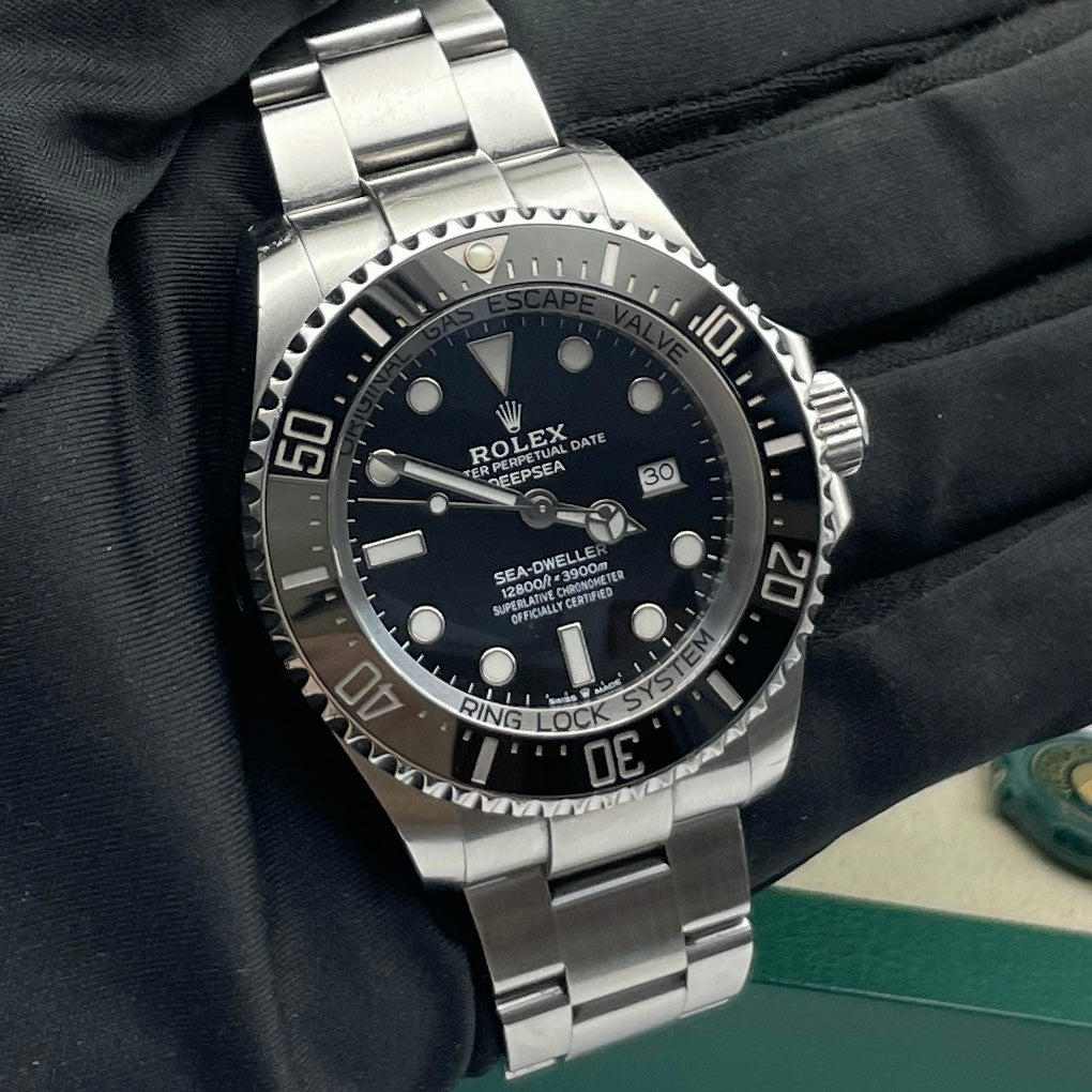 中古ロレックス シードゥエラー 44mm メンズ腕時計 - Ref. 116660 ブラックダイヤル (2017年)