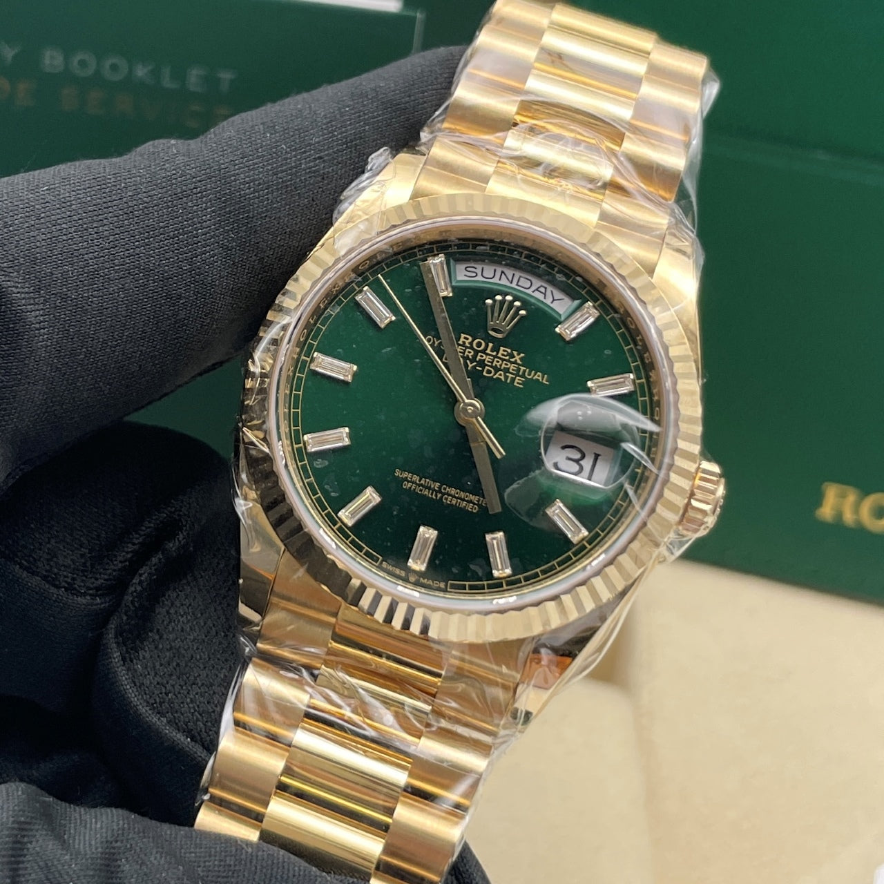 中古ロレックス デイデイト 36mm メンズ腕時計 - Ref. 128238 グリーンダイヤル (2025)