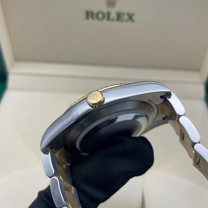 Pre-owned Rolex Datejust II 41mm Men's Watch - ref 116333 Diamond-Champagne Dial