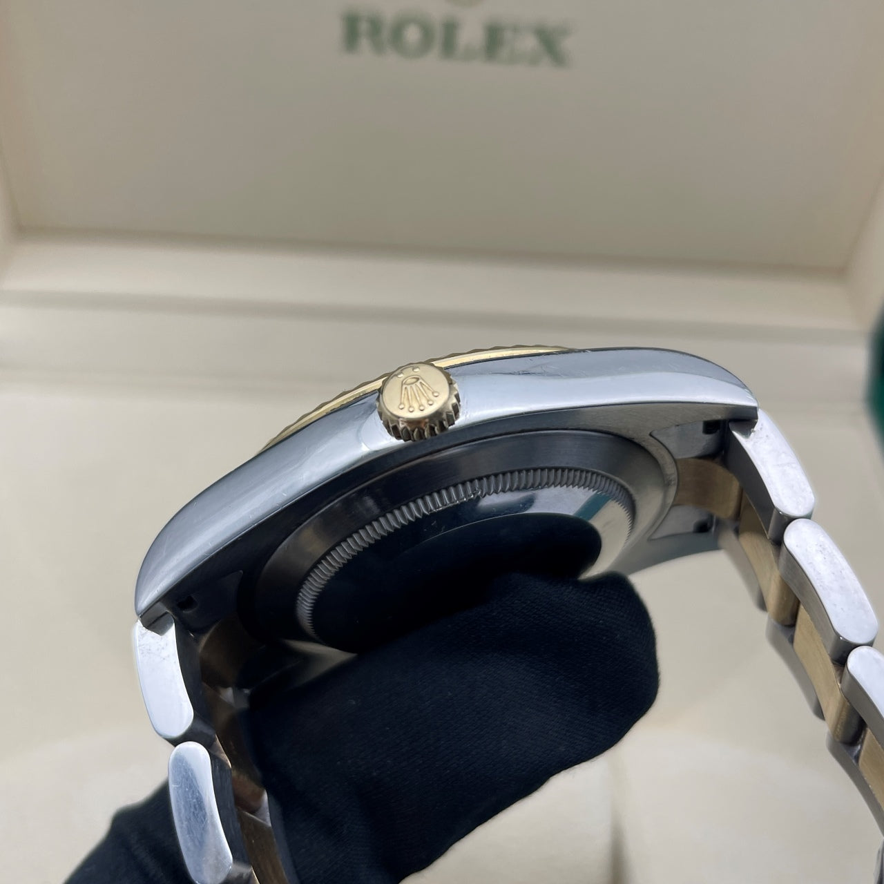 Pre-owned Rolex Datejust II 41mm Men's Watch-ref 116333 Diamond-Champagne Dial