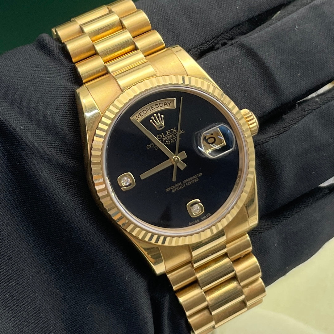 Pre-owned Rolex Day-Date 36mm Men's Watch - ref 118238 Soild 18k Gold Onyx Diamond Dial (2012)