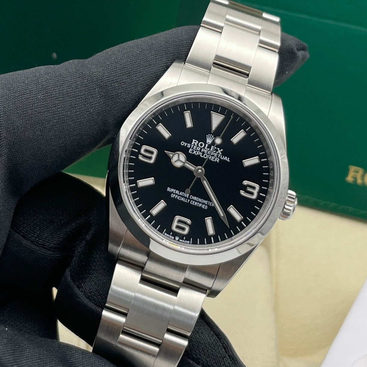 Pre-owned Rolex Explorer 36 36mm Men's Watch - ref 124270 Black Dial (2024)