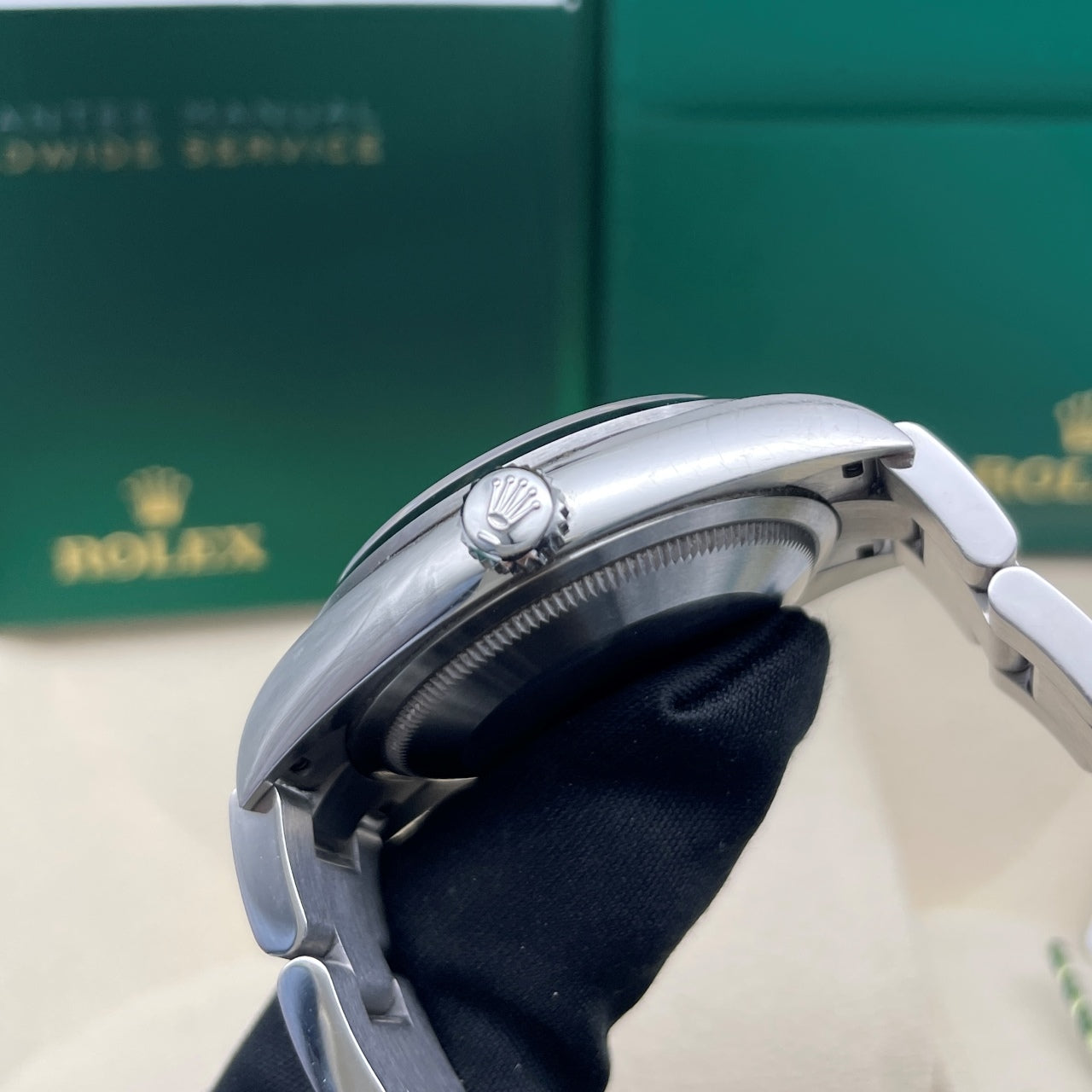 Pre-owned Rolex Explorer 36 36mm Men's Watch - ref 124270 Black Dial (2023)