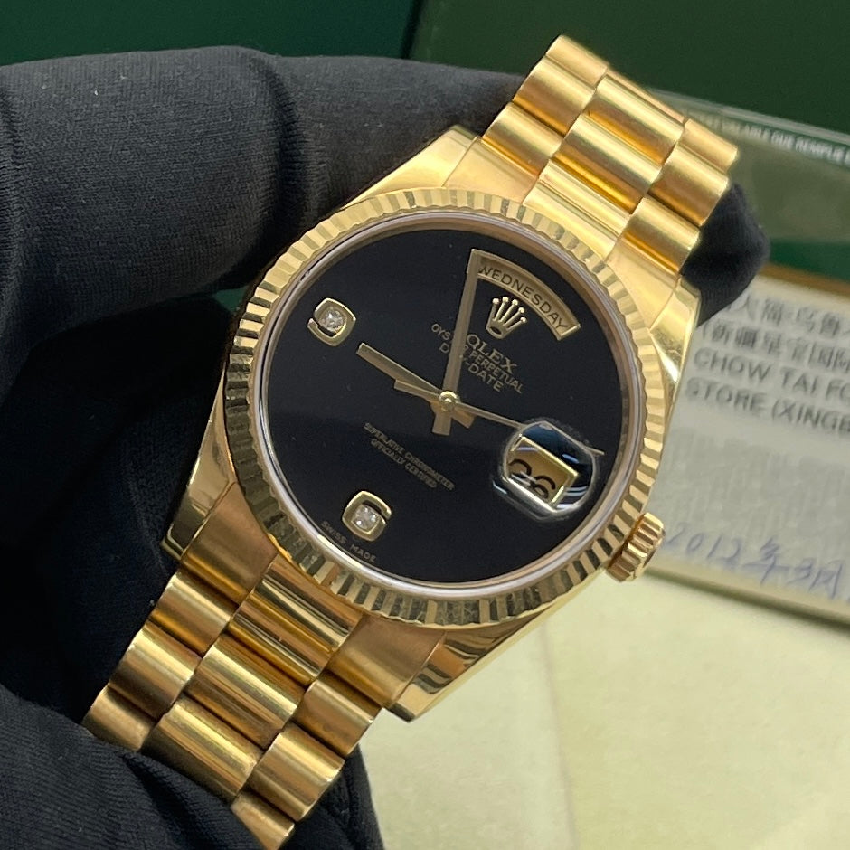 Pre-owned Rolex Day-Date 36mm Men's Watch - ref 118238 Soild 18k Gold Onyx Diamond Dial (2012)