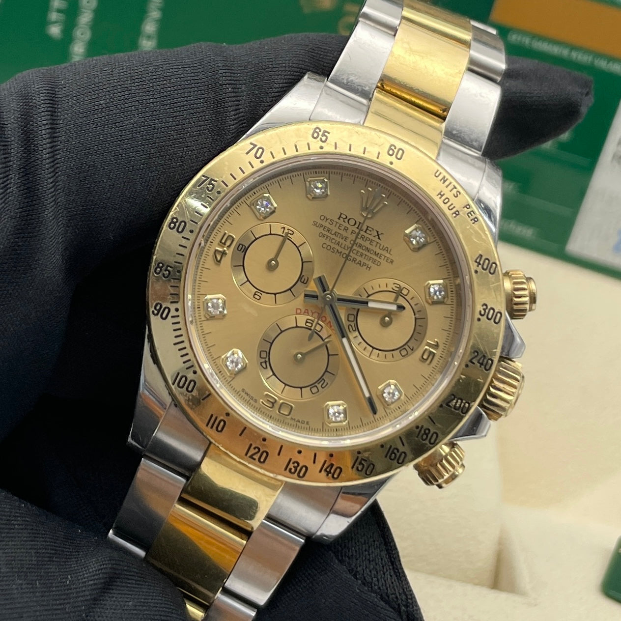 Pre-owned Rolex Daytona 40mm Men's Watch - ref 116523 Champagne Dial (2015)