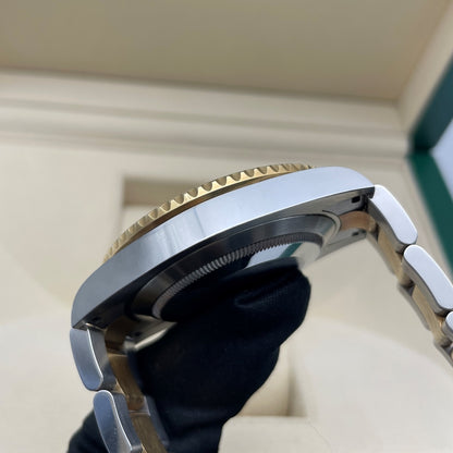 Pre-owned Rolex Submariner Date 41mm Men's Watch - ref 126613LN Black Dial