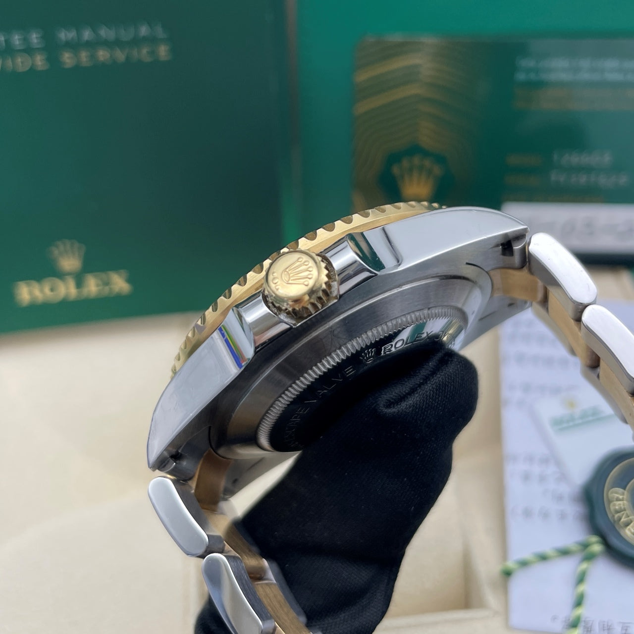 中古ロレックス シードゥエラー 44mm メンズ腕時計 - Ref. 116660 ブラックダイヤル (2017年)