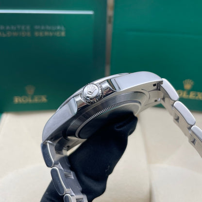 中古 ロレックス エクスプローラー II 42mm メンズ腕時計 - Ref. 226570 ブラックダイヤル (2024)