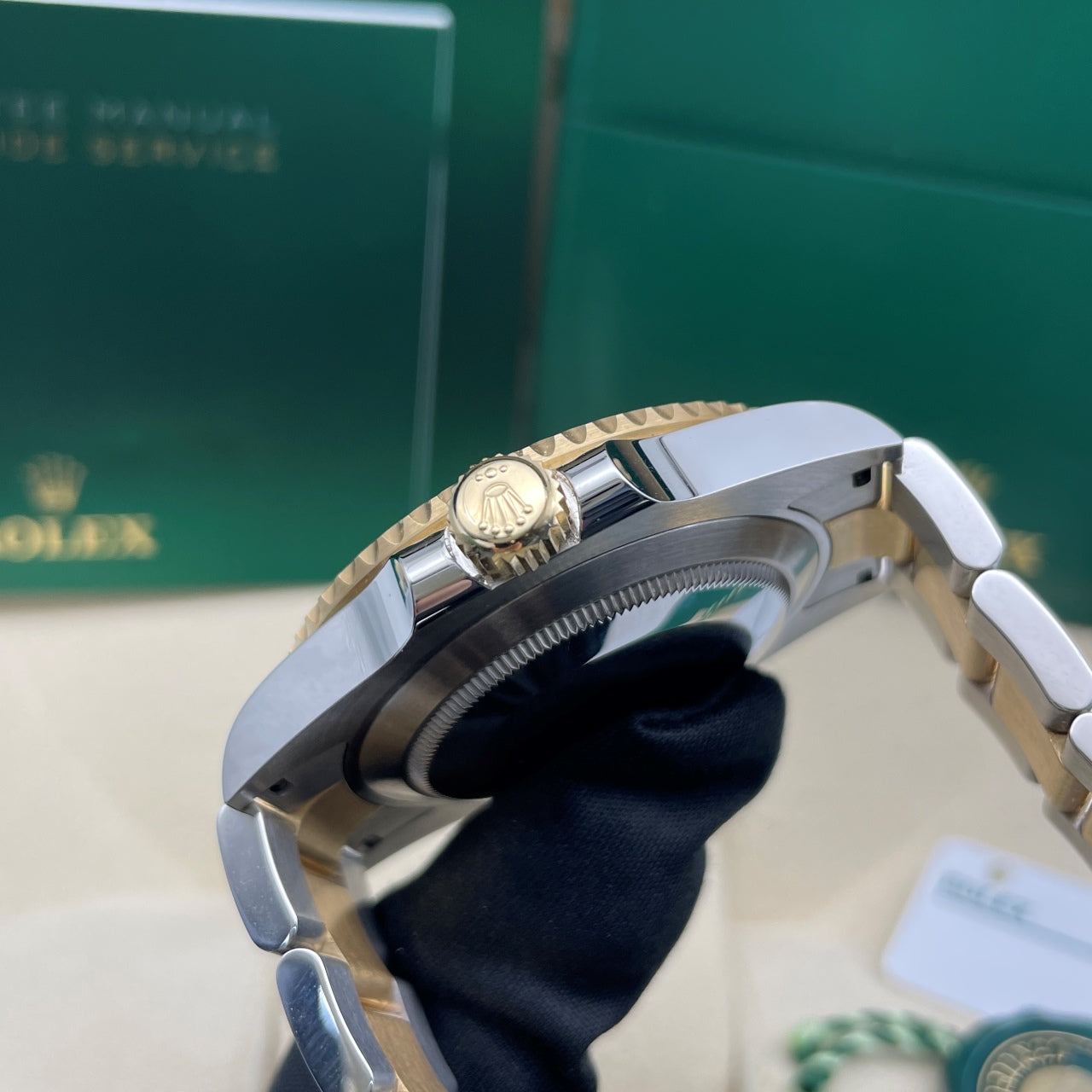 Pre-owned Rolex Submariner Date 41mm Men's Watch - ref 126613LB Blue Dial (2022)