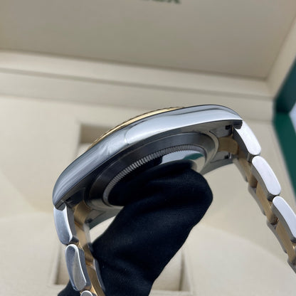 Pre-owned Rolex Datejust II 41mm Men's Watch - ref 116333 Diamond-Champagne Dial