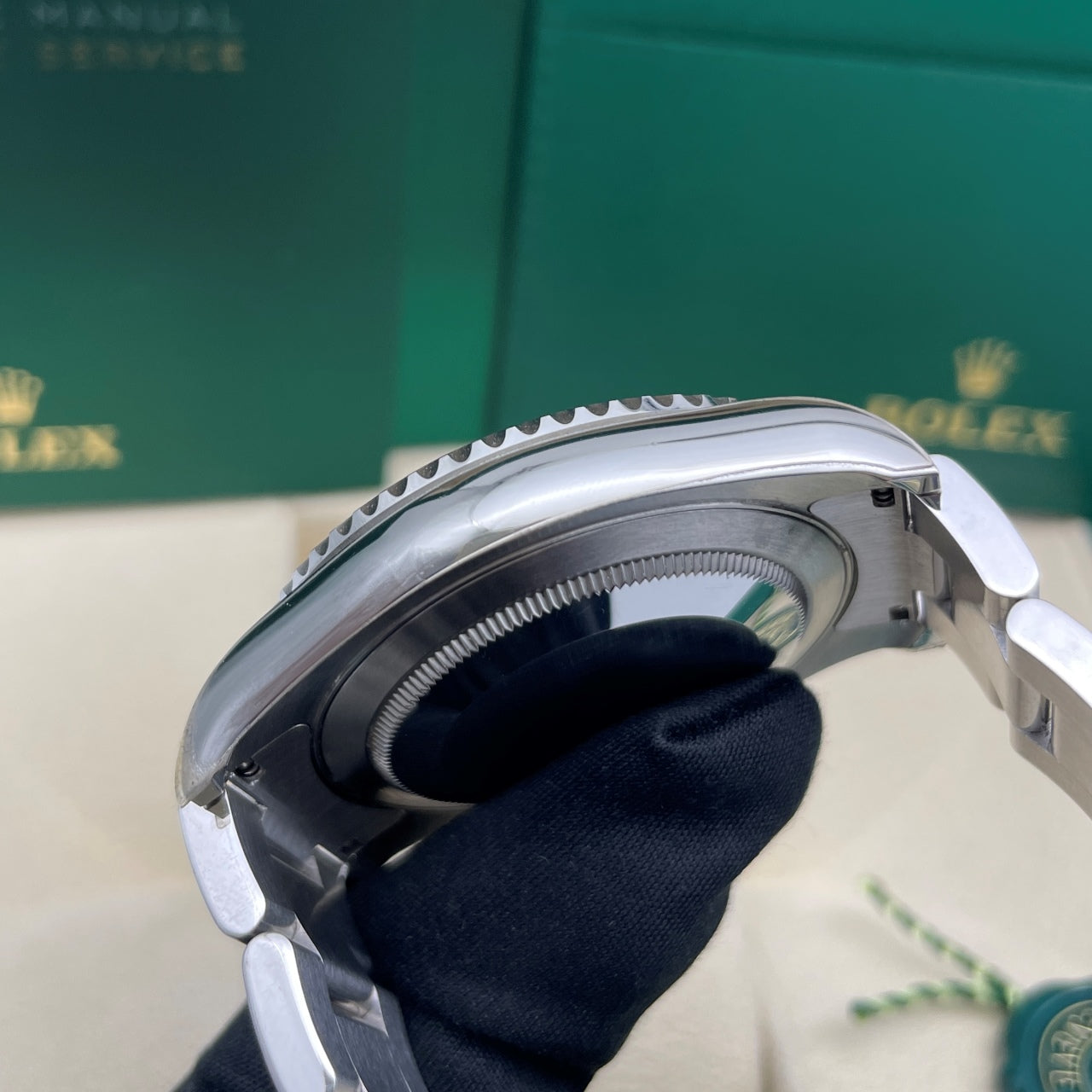 中古 ロレックス ヨットマスター 40 40mm メンズ腕時計 - Ref. 126621 ブラックダイヤル (2024)