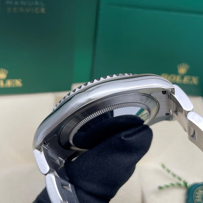 中古 ロレックス ヨットマスター 40 40mm メンズ腕時計 - Ref. 126621 ブラックダイヤル (2024)