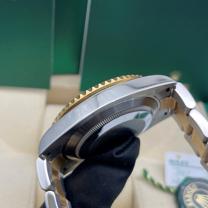 Pre-owned Rolex Submariner Date 41mm Men's Watch - ref 126613LN Black Dial (2022)