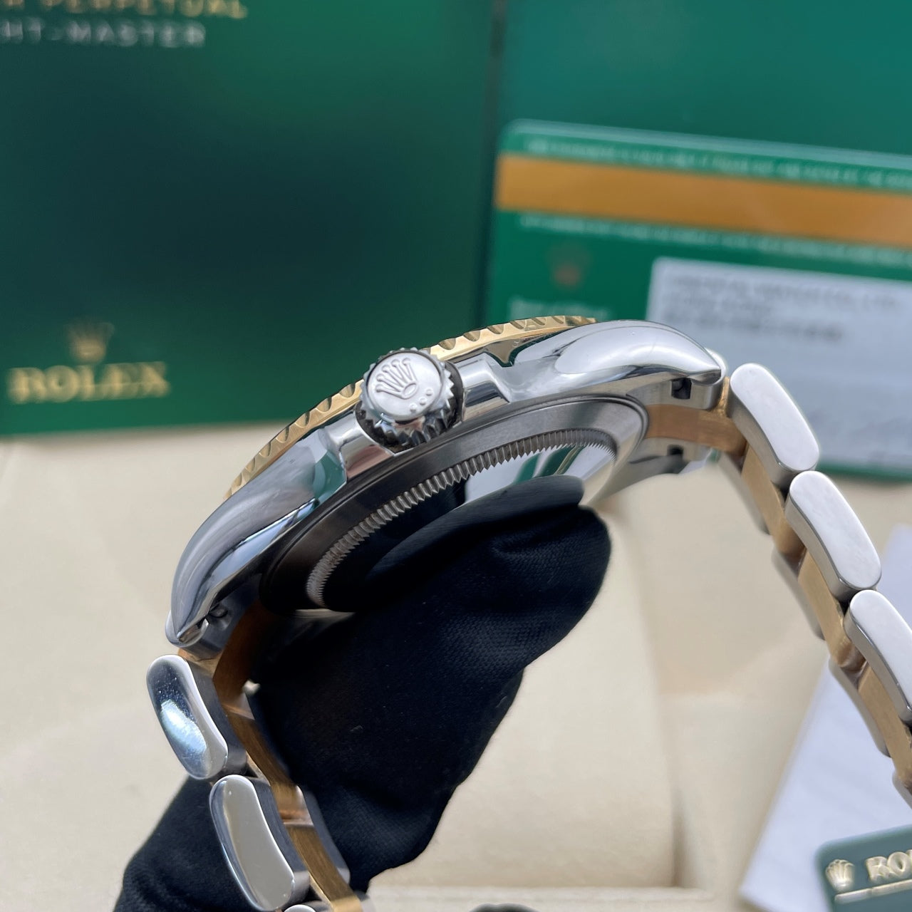 中古 ロレックス ヨットマスター 40 40mm メンズ腕時計 - Ref. 126621 ブラックダイヤル (2023)