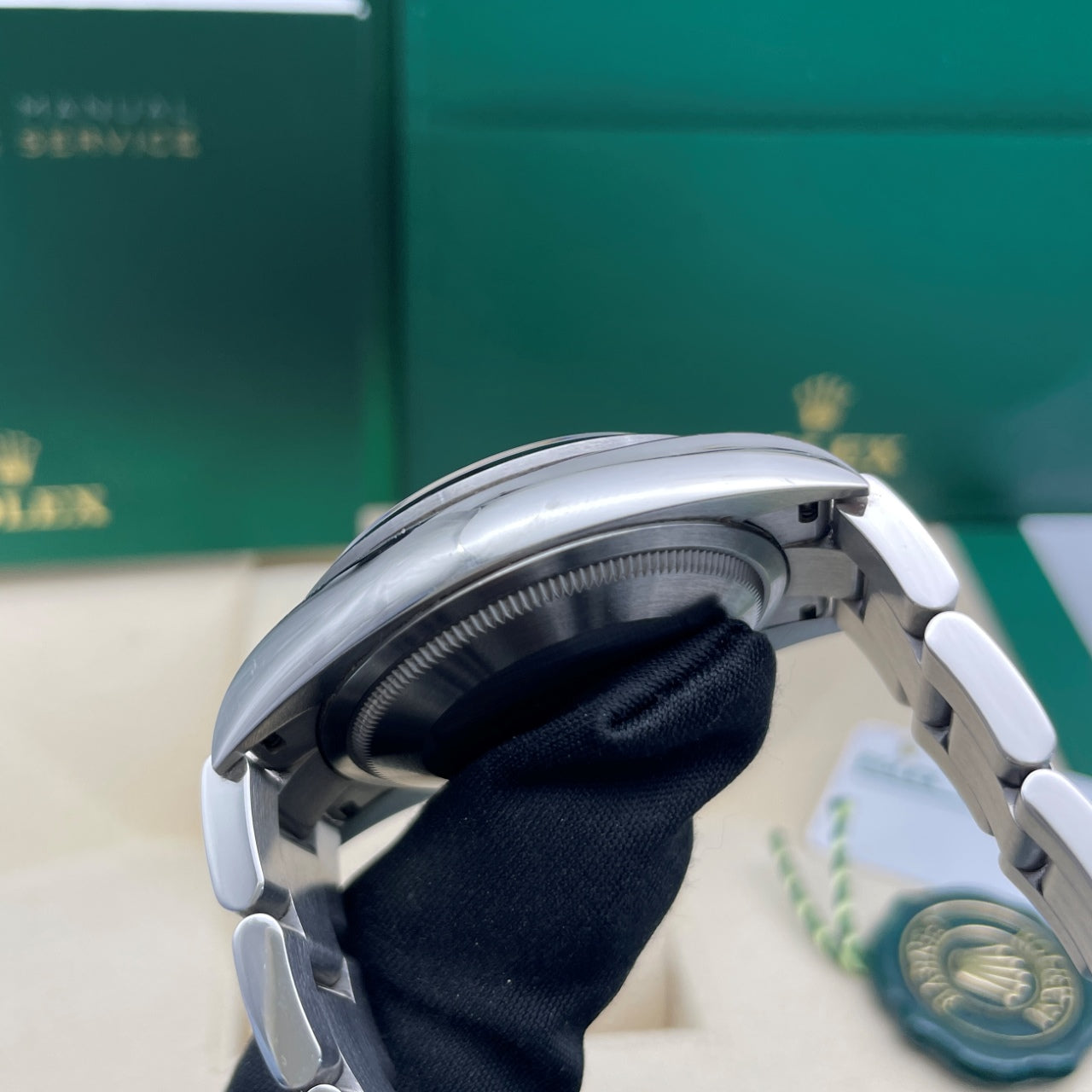 Pre-owned Rolex Explorer 36 36mm Men's Watch - ref 124270 Black Dial (2023)