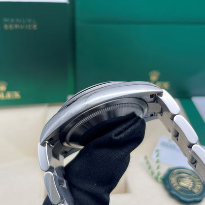 Pre-owned Rolex Explorer 36 36mm Men's Watch - ref 124270 Black Dial (2023)