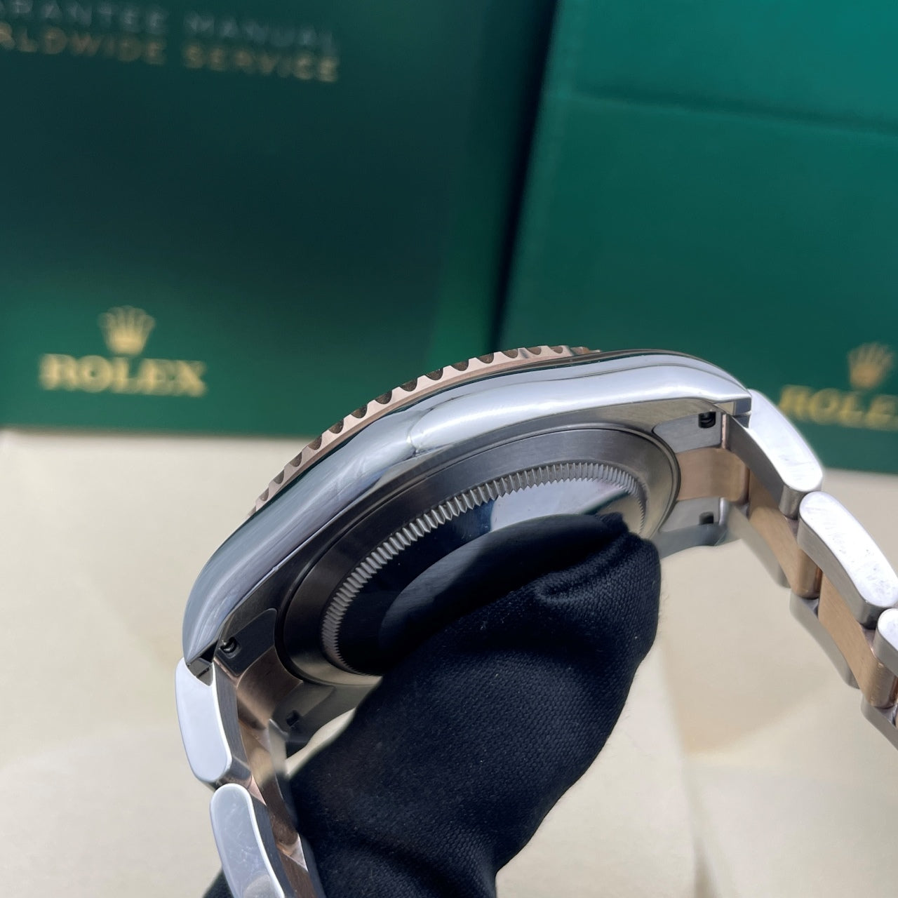 Pre-owned Rolex Yacht-Master 40 40mm Men's Watch - ref 126621 Black Dial (2023)