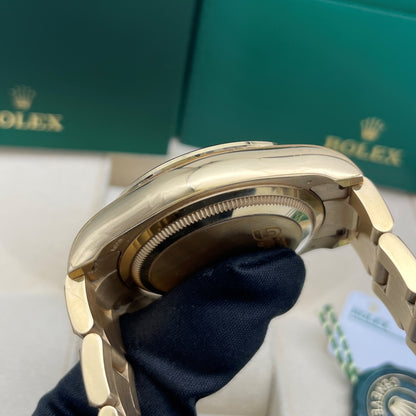 Pre-owned Rolex Cosmograph Daytona 40mm Men's Watch - ref 126508 Golden Dial (2024)