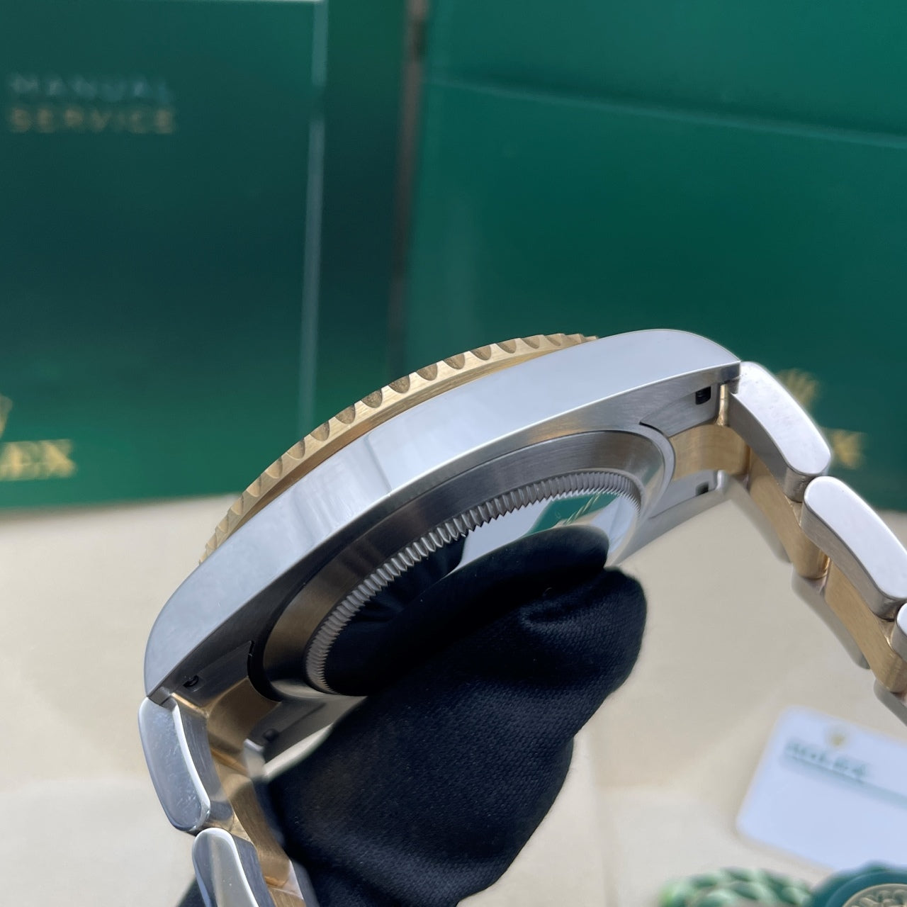 Pre-owned Rolex Submariner Date 41mm Men's Watch - ref 126613LB Blue Dial (2022)