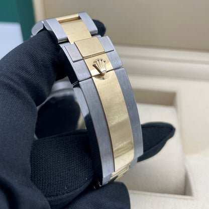 Pre-owned Rolex Submariner Date 41mm Men's Watch - ref 126613LN Black Dial