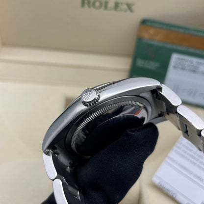 Pre-owned Rolex Oyster Perpetual 36mm Men's Watch - ref 116000 Silver Dial (2017)