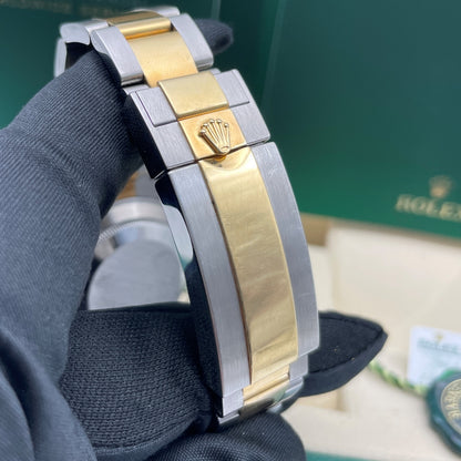 Pre-owned Rolex Submariner Date 41mm Men's Watch - ref 126613LN Black Dial (2022)