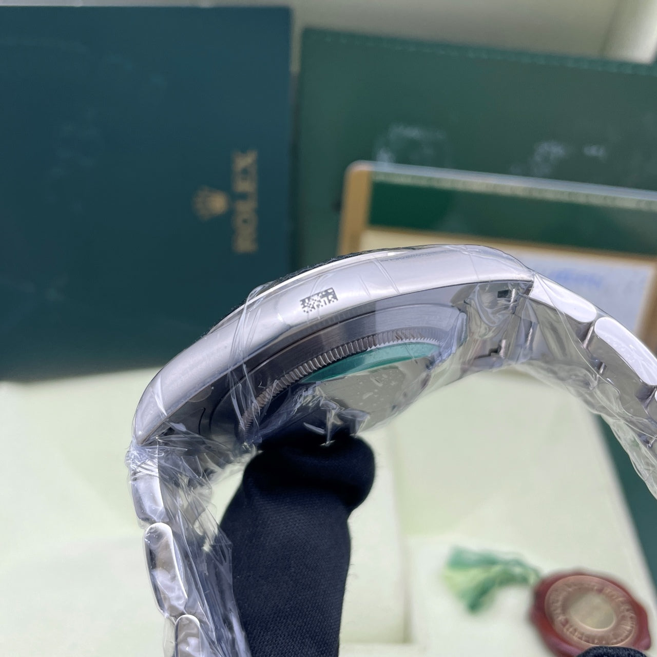 Pre-owned Rolex Datejust 41mm Men's Watch - ref 116334 Diamond-Gray Dial (2012)