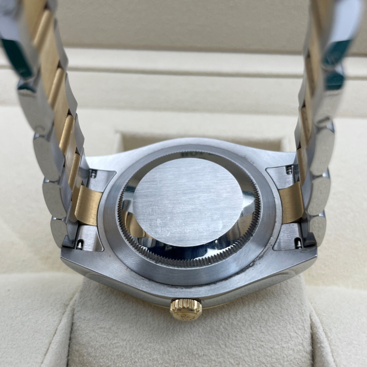 Pre-owned Rolex Datejust II 41mm Men's Watch - ref 116333 Diamond-Champagne Dial