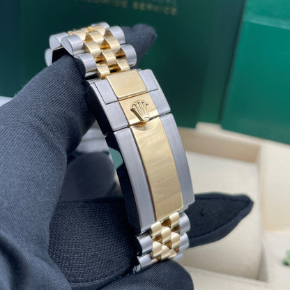 Pre-owned Rolex GMT-Master II 40mm Men's Watch - ref 126713GRNR Black Dial (2025)