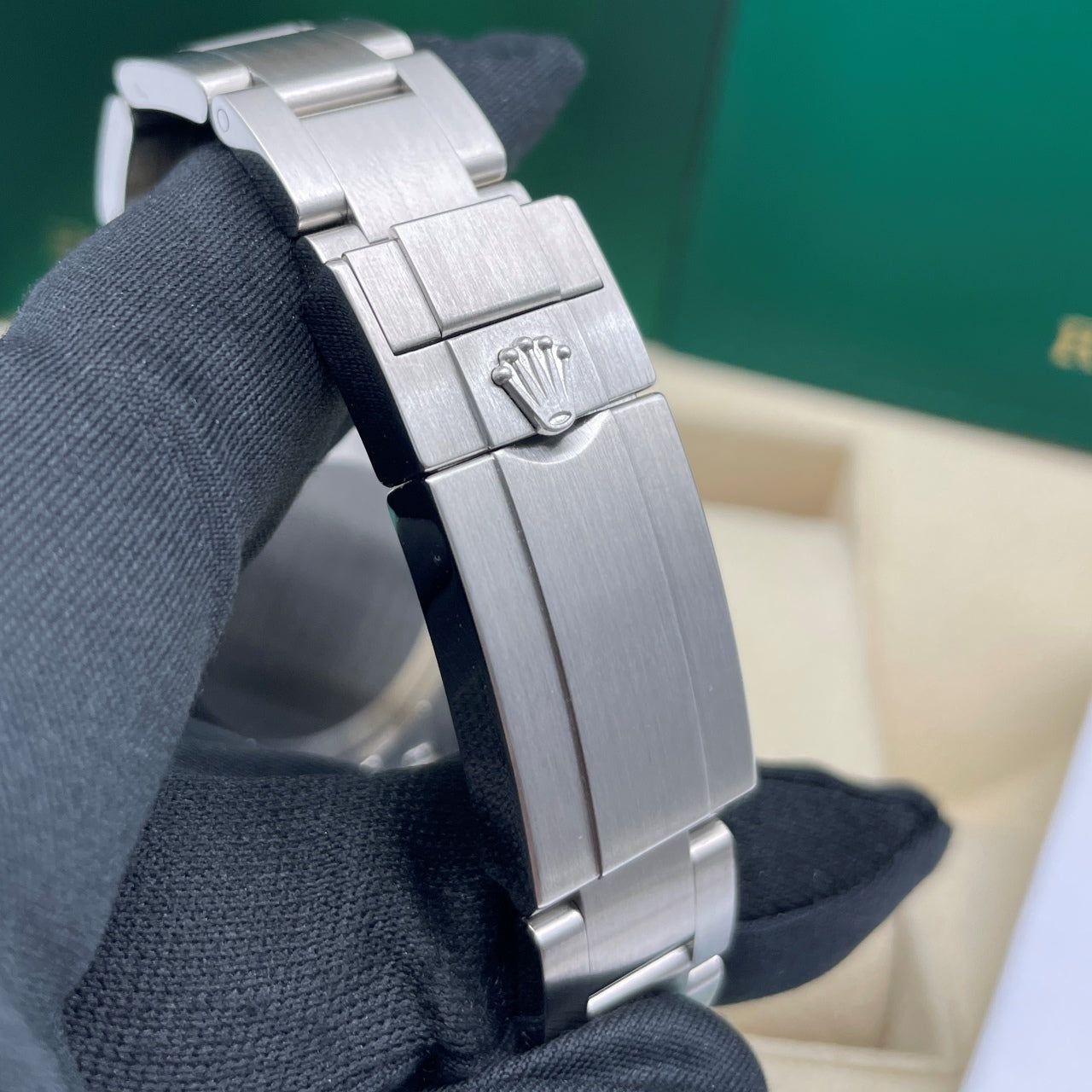 Pre-owned Rolex Explorer 36 36mm Men's Watch - ref 124270 Black Dial (2024)