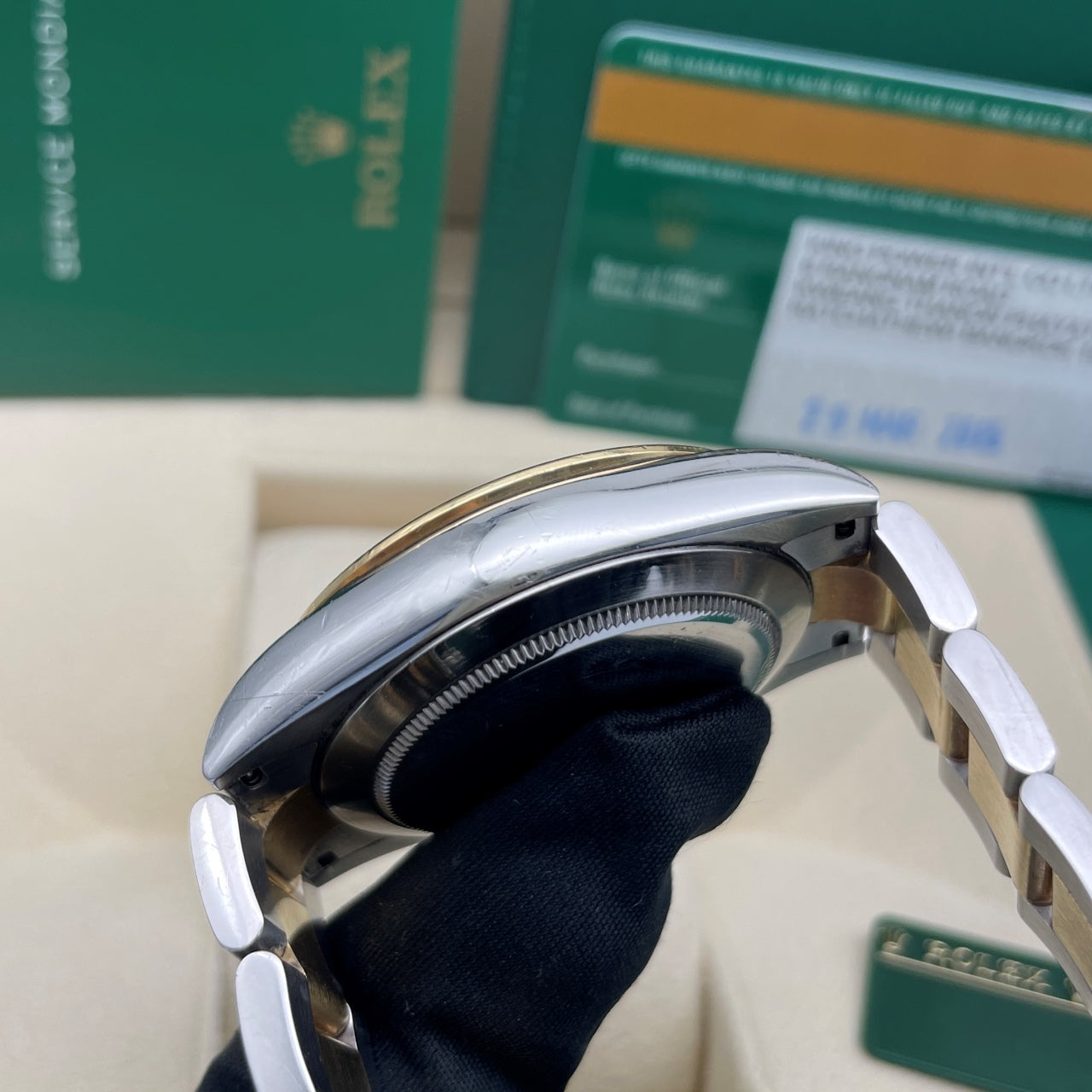 Pre-owned Rolex Daytona 40mm Men's Watch - ref 116523 Champagne Dial (2015)