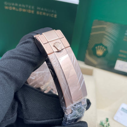 Pre-owned Rolex Yacht-Master 37 37mm Men's Watch - ref 268655 Black Dial (2022)