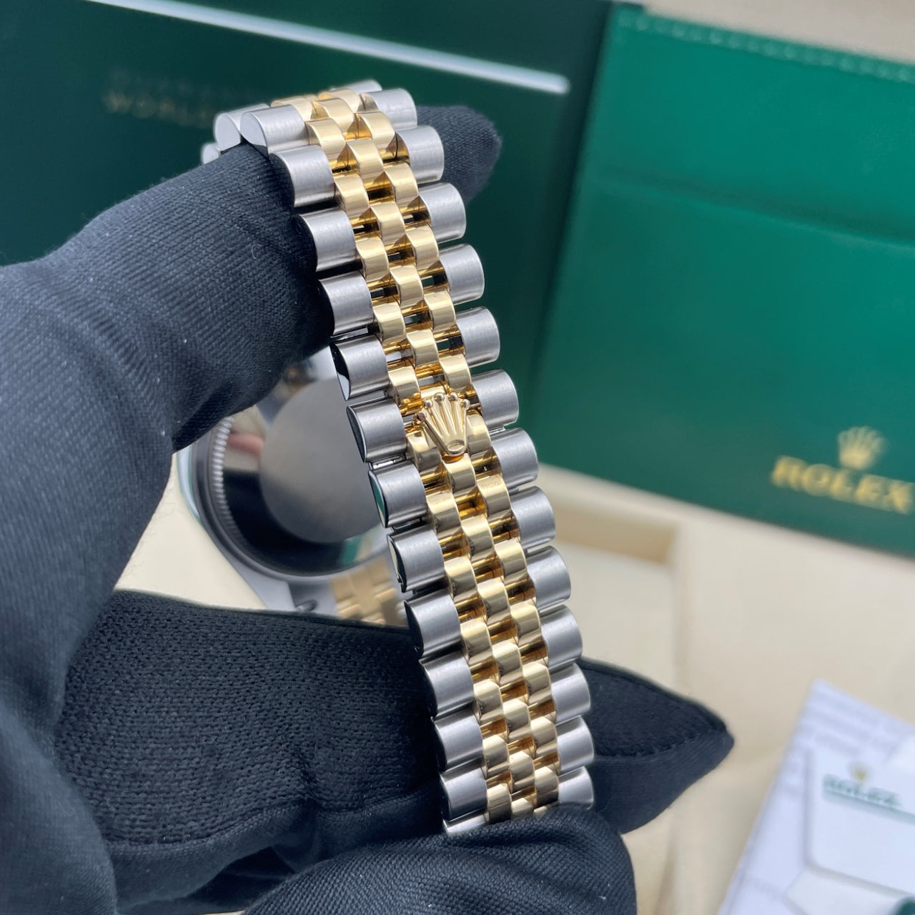 Pre-owned Rolex Datejust 31 31mm Women's Watch - ref 278383RBR Green Dial (2023)